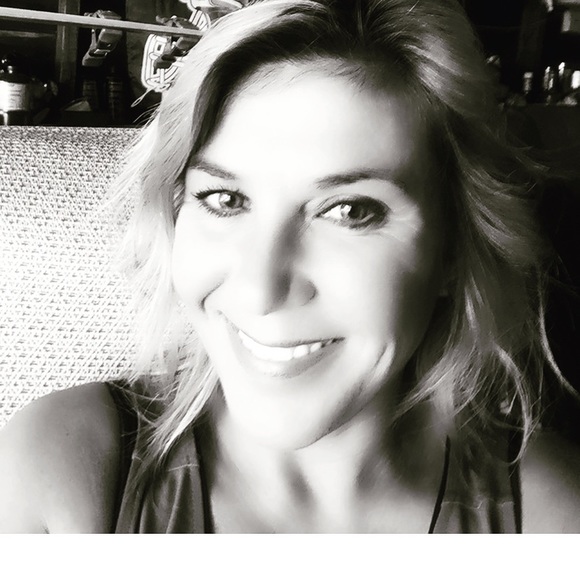 Meet your Posher, Posh - Picture 1 of 1